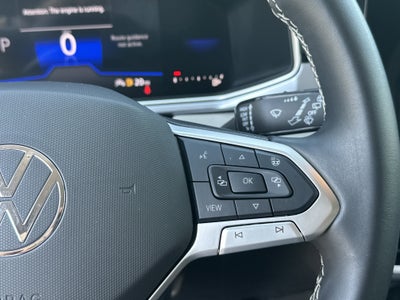 2025 Volkswagen Taos 1.5T SE