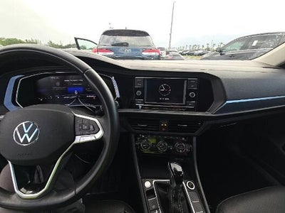 2024 Volkswagen Jetta SE