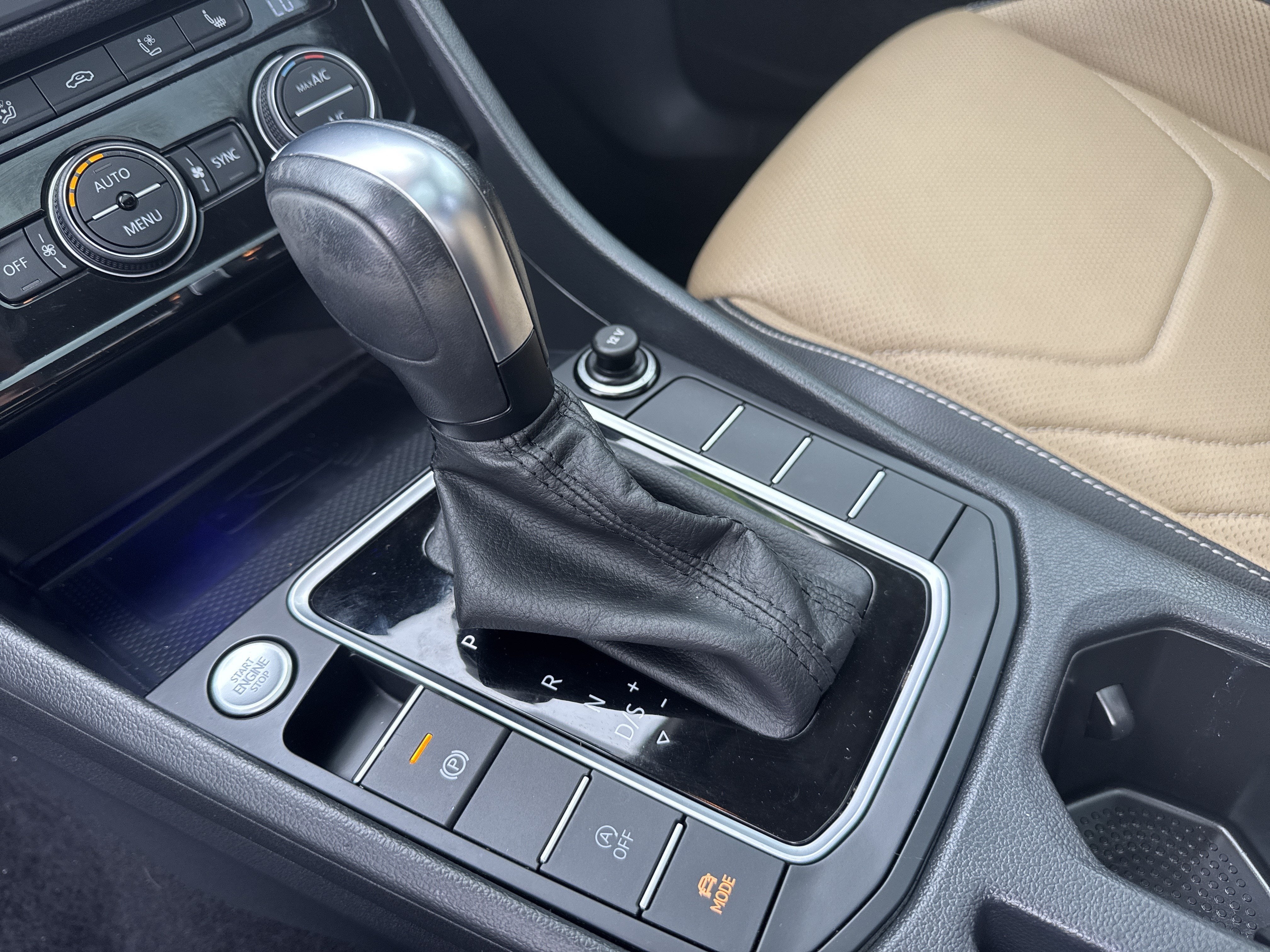 2020 Volkswagen Jetta 1.4T SEL Premium