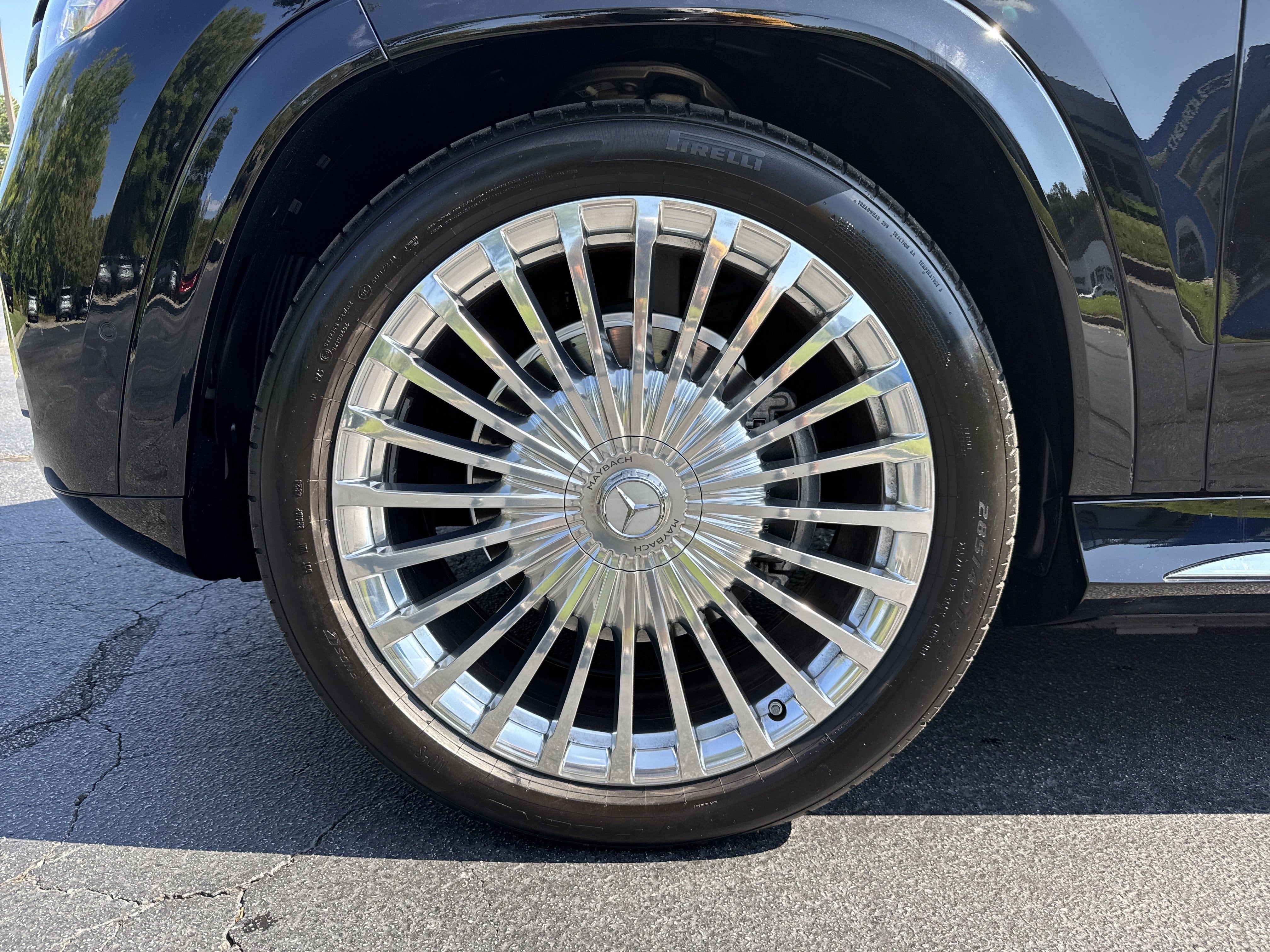 2025 Mercedes-Benz Maybach GLS 600 4MATIC®