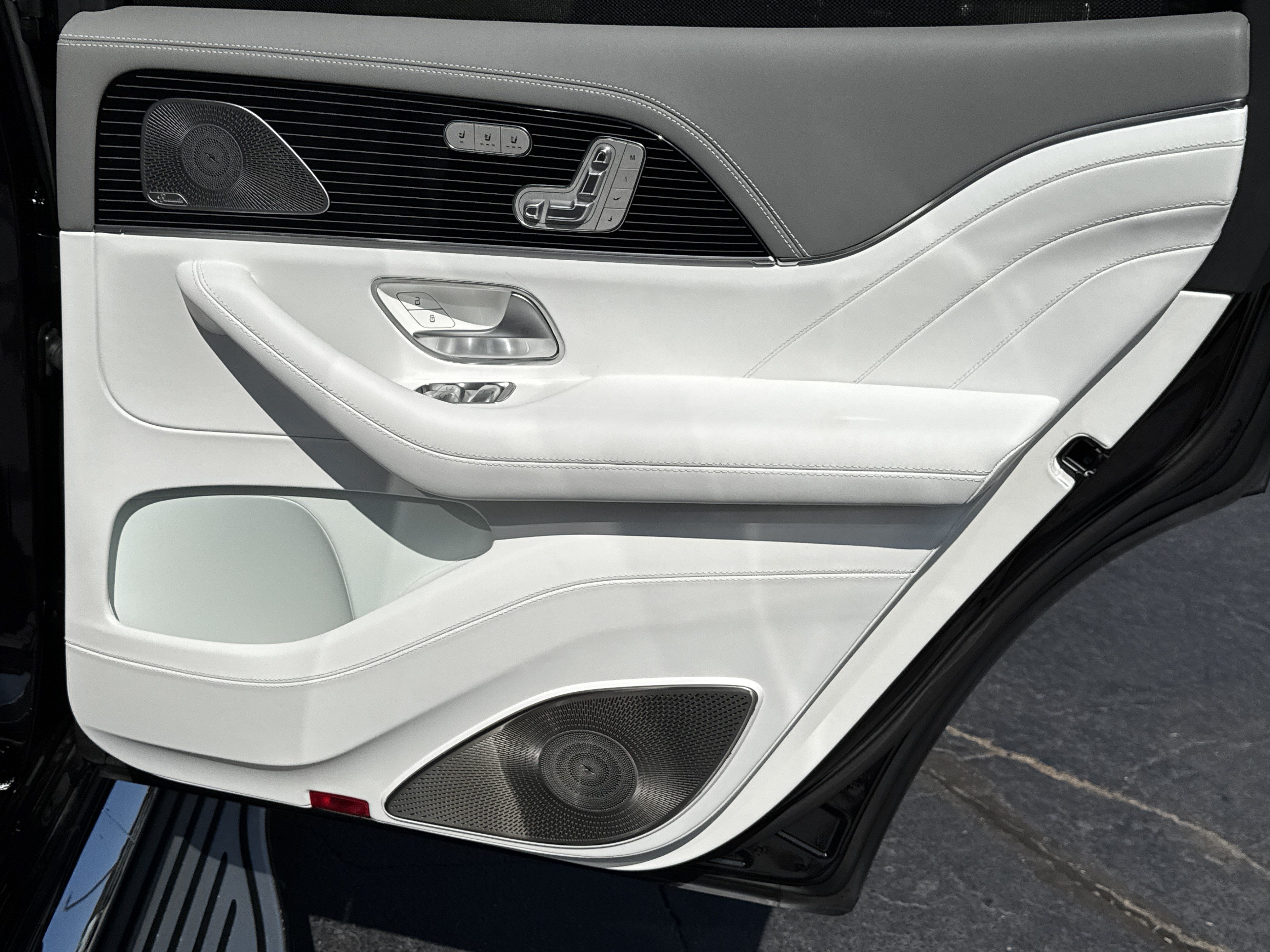 2025 Mercedes-Benz Maybach GLS 600 4MATIC®