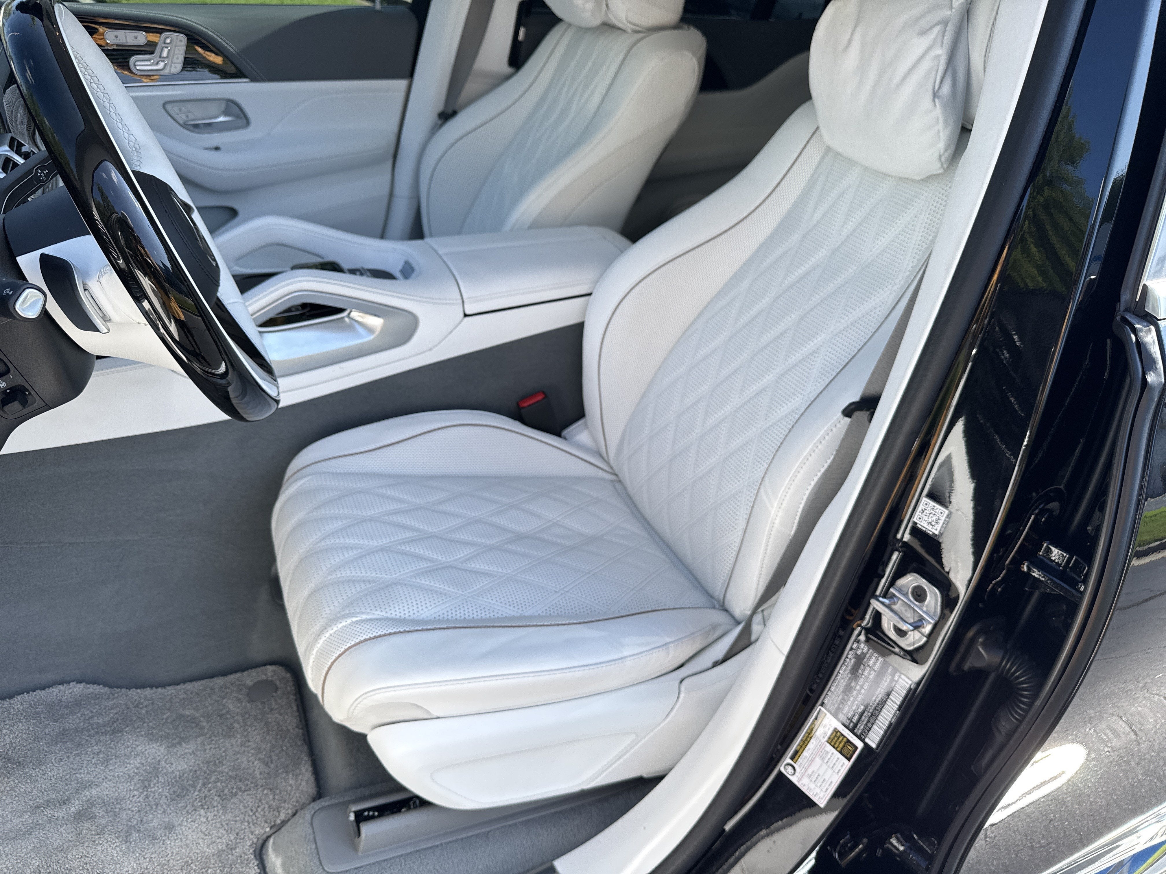 2025 Mercedes-Benz Maybach GLS 600 4MATIC®