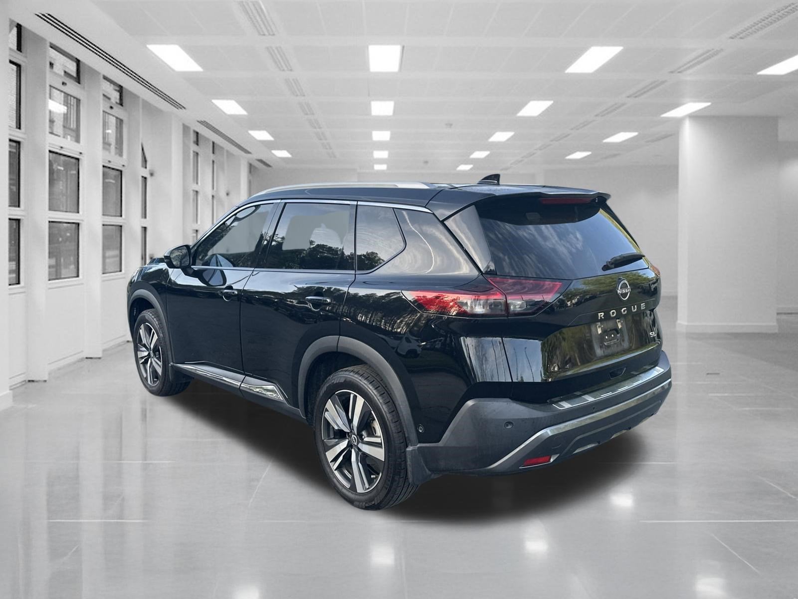 2023 Nissan Rogue SL FWD