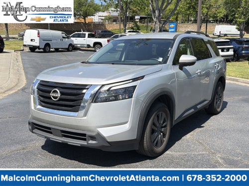 2024 Nissan Pathfinder SV