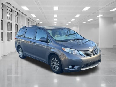 2014 Toyota Sienna XLE