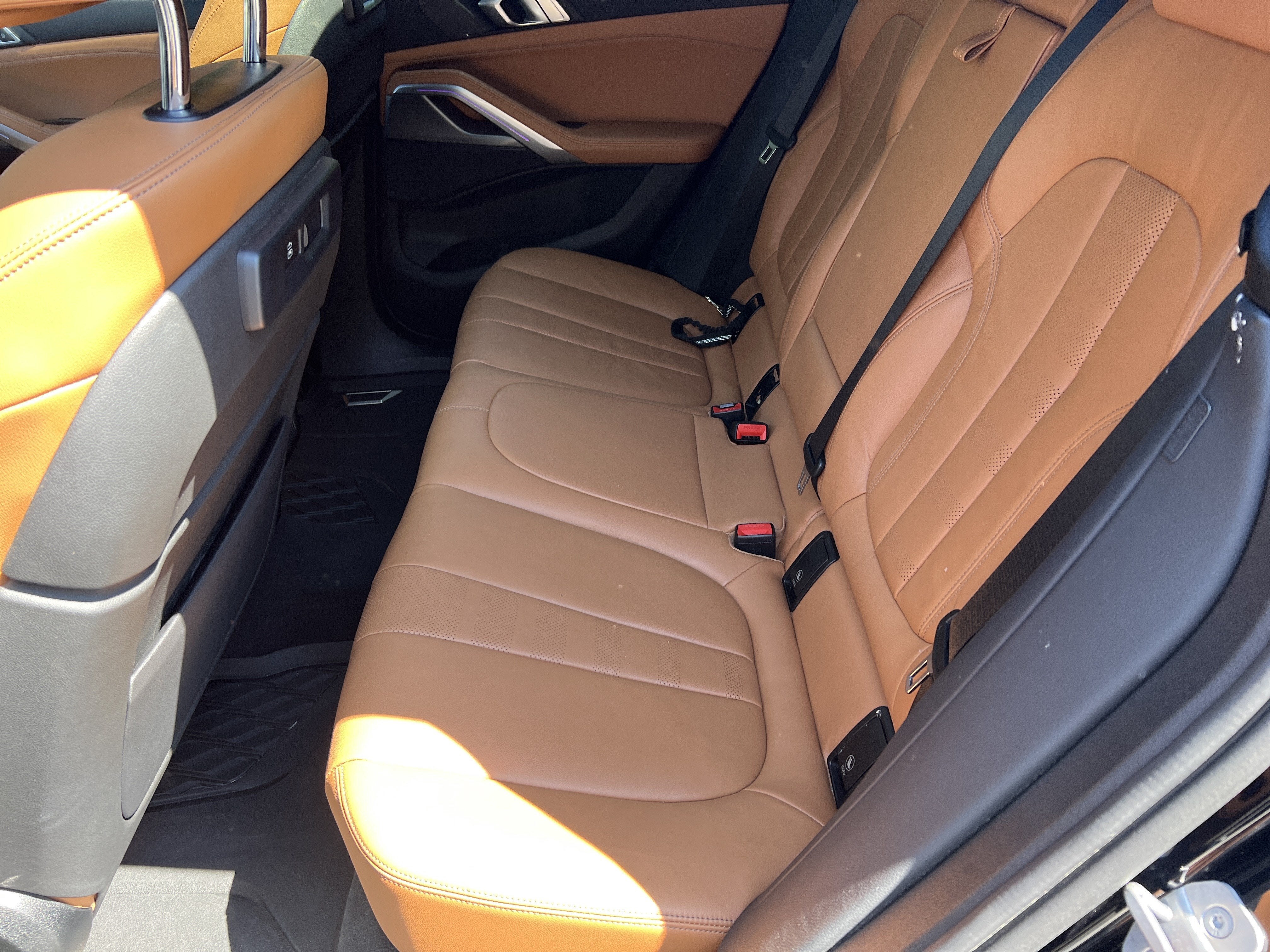 2021 BMW X6 xDrive40i