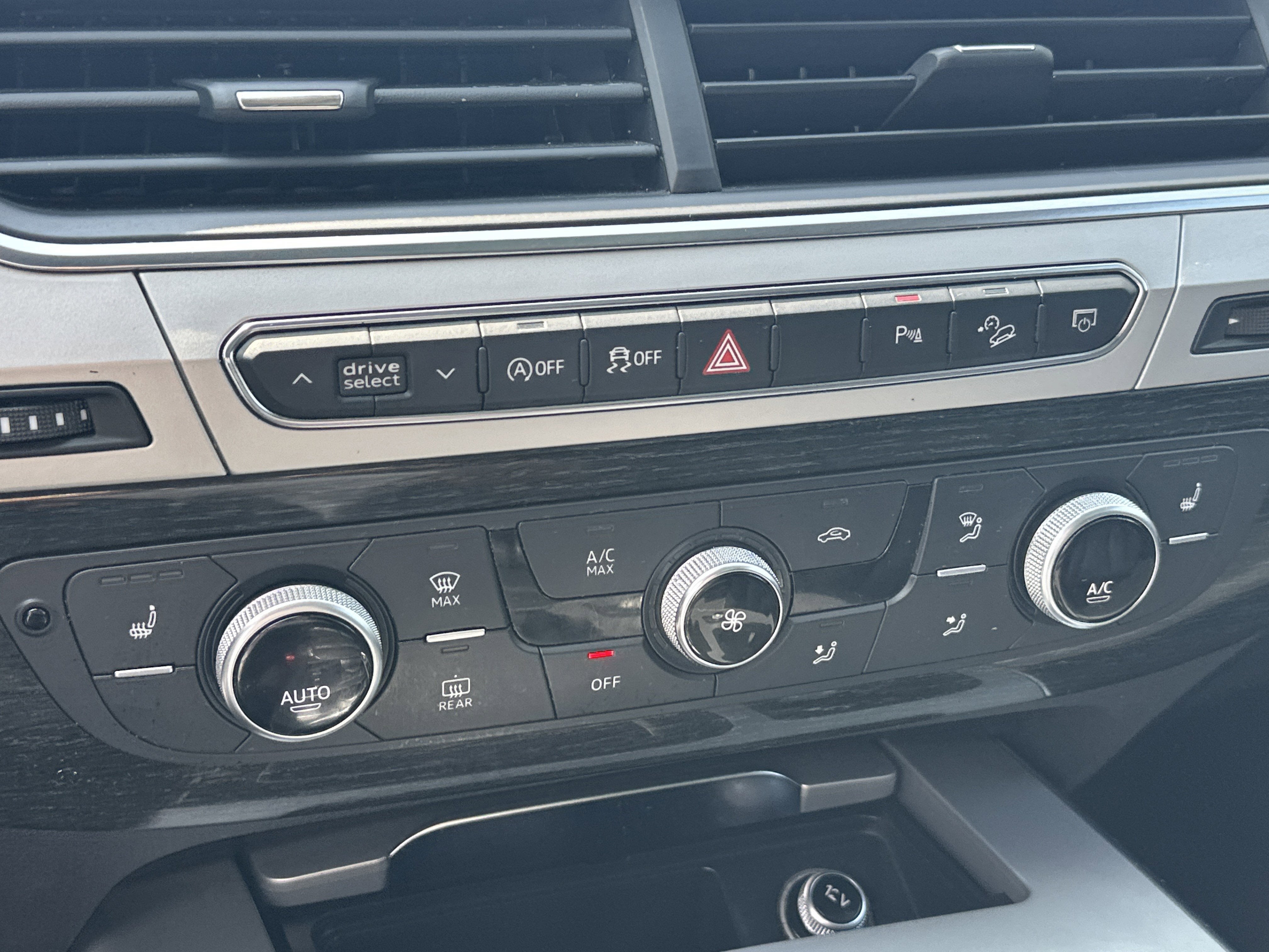 2019 Audi Q7 45 Premium