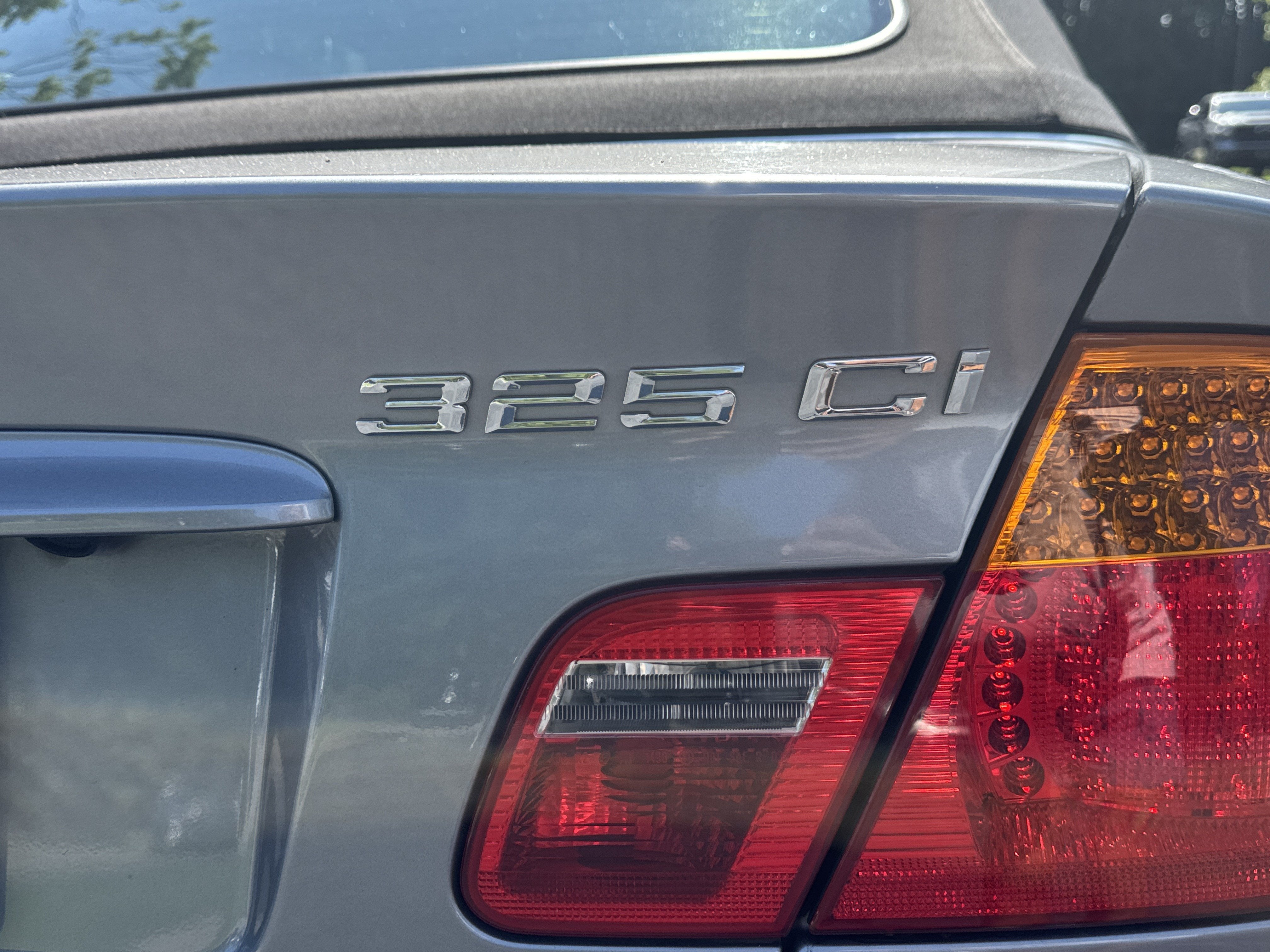 2004 BMW 3 Series 325Ci