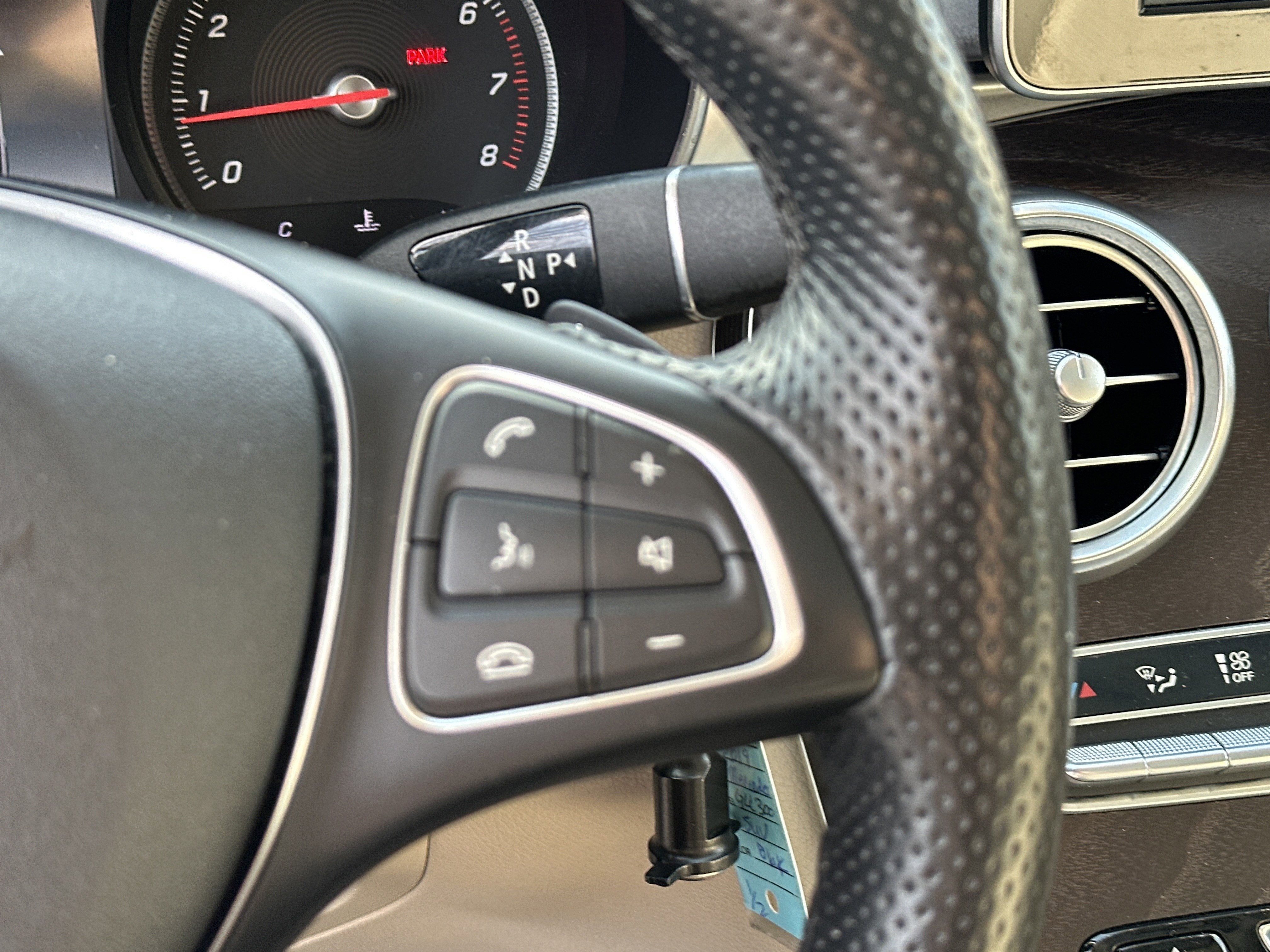 2019 Mercedes-Benz GLC 300 4MATIC®