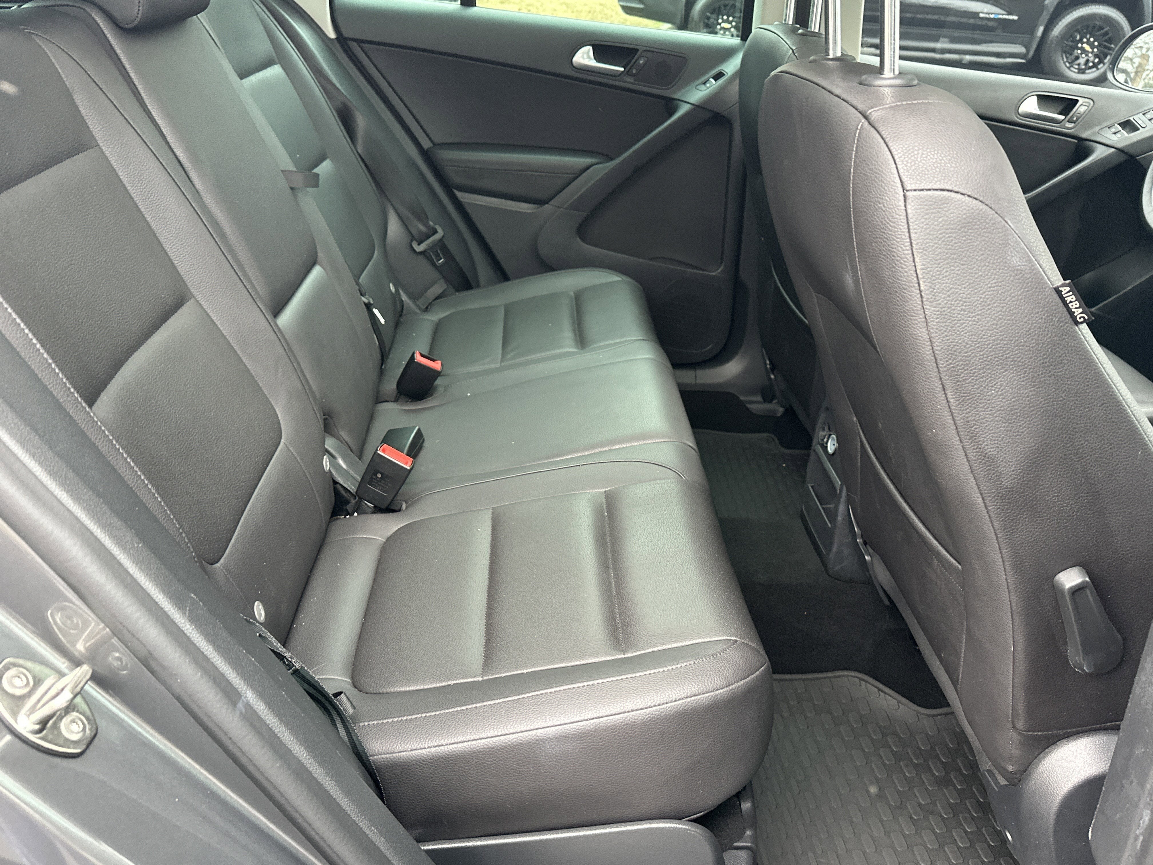 2016 Volkswagen Tiguan SE