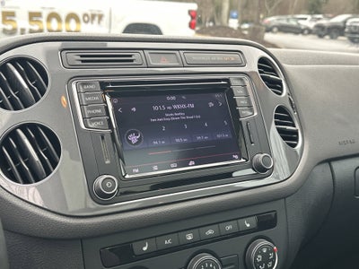 2016 Volkswagen Tiguan SE
