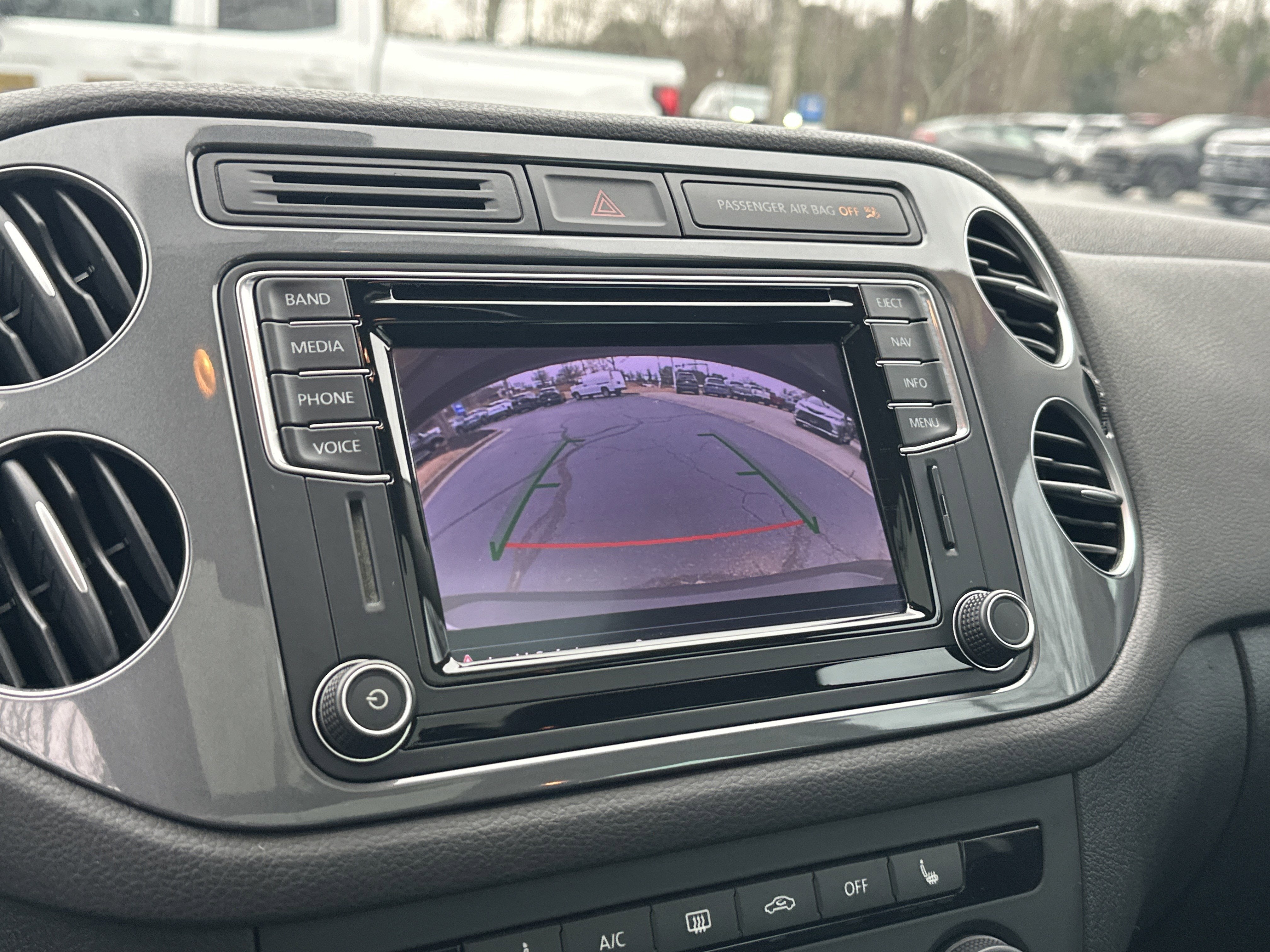 2016 Volkswagen Tiguan SE