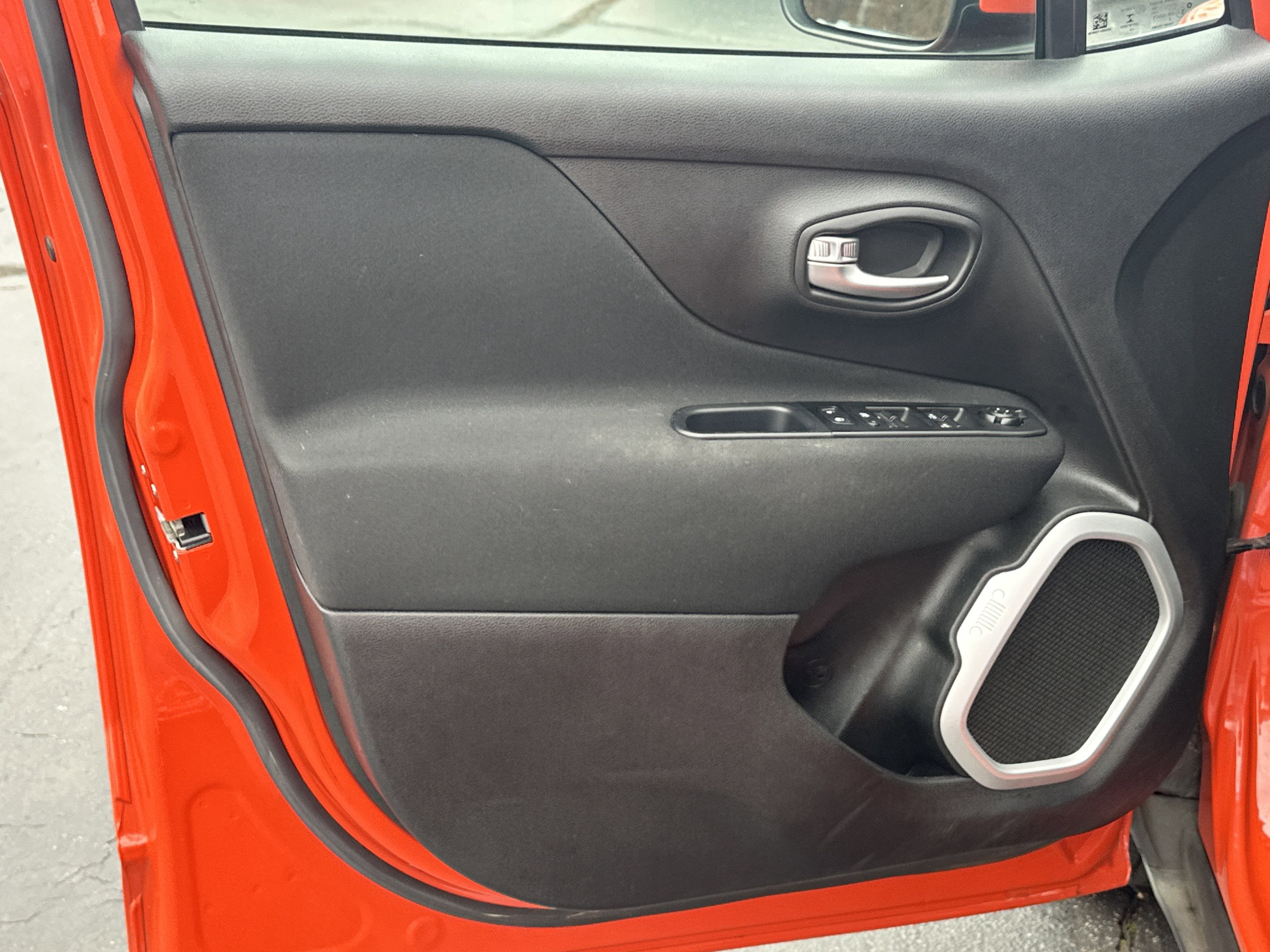 2019 Jeep Renegade Latitude FWD