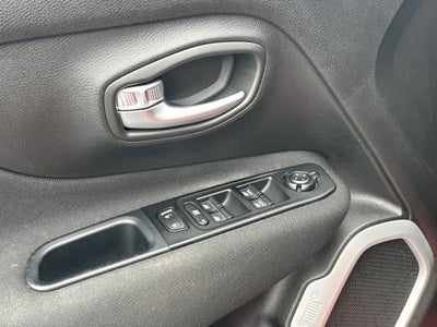 2019 Jeep Renegade Latitude FWD