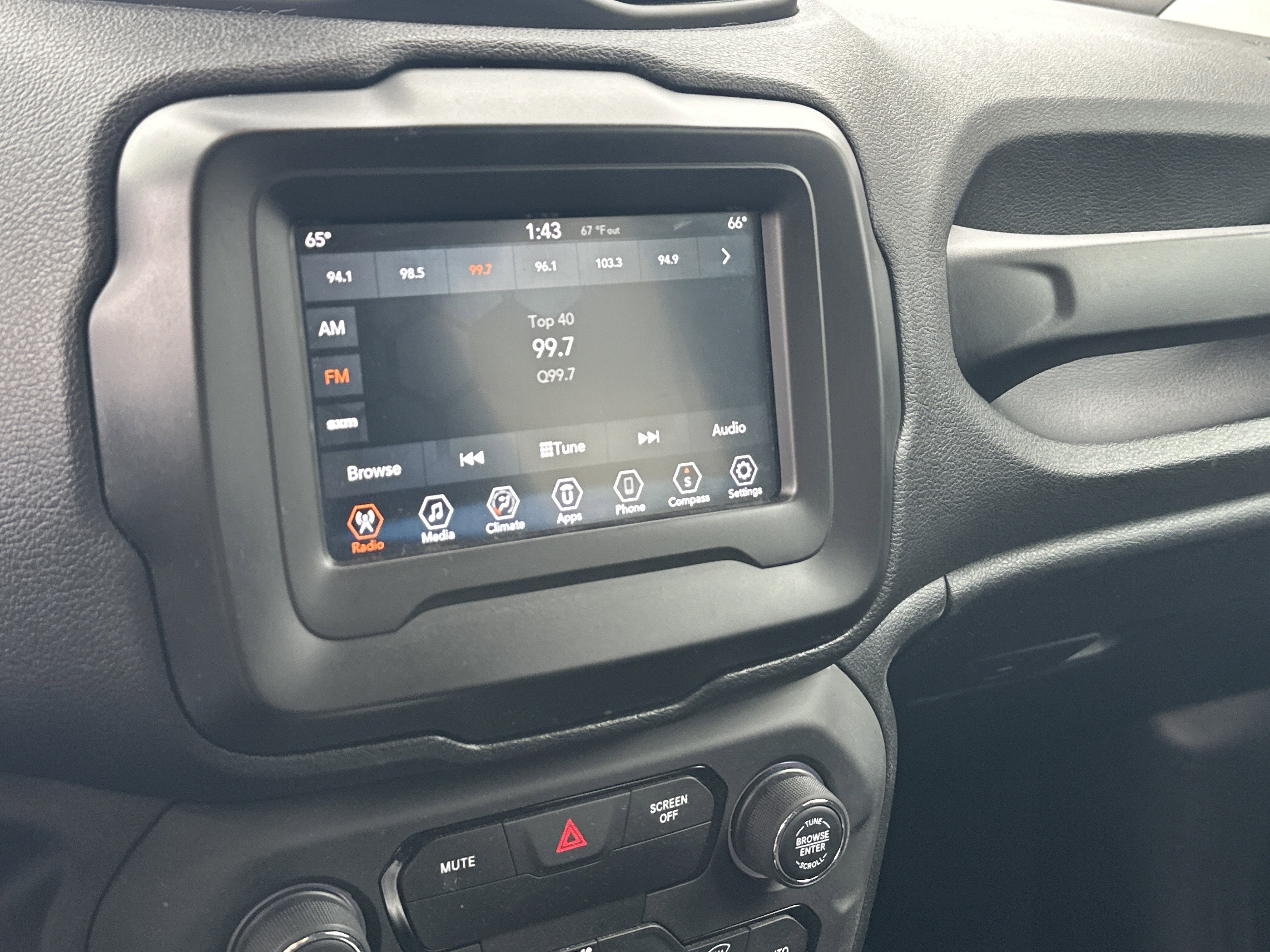 2019 Jeep Renegade Latitude FWD