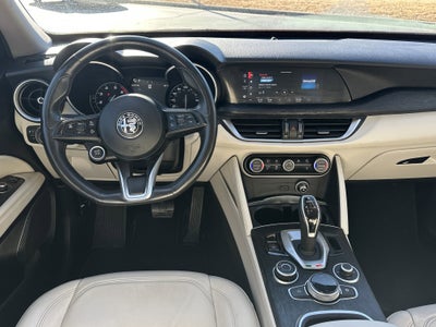 2021 Alfa Romeo Stelvio ICE